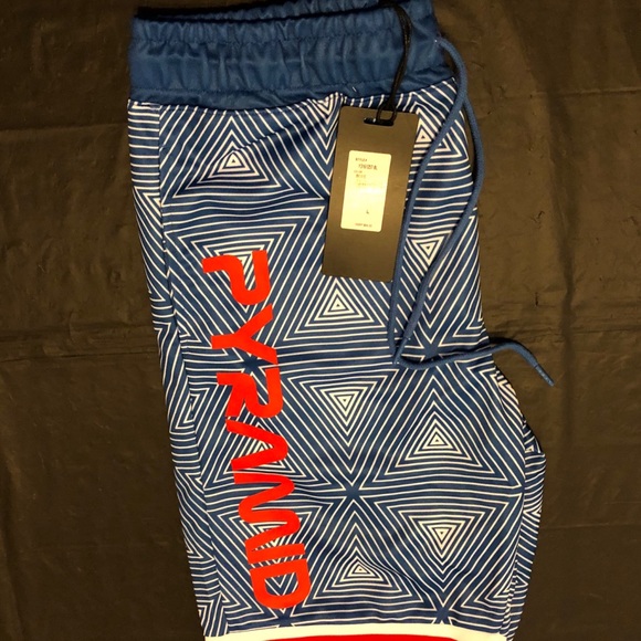 Pants - Picture 2 of 3